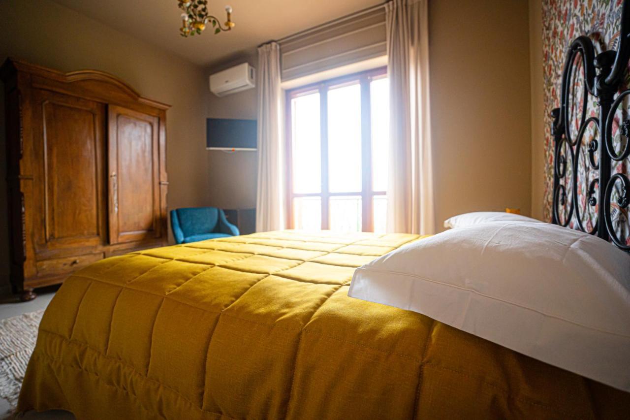 Bed and Breakfast Ca'Du Lin - Jacuzzi Cisterna dʼAsti Exterior foto