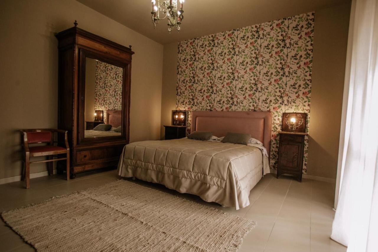 Bed and Breakfast Ca'Du Lin - Jacuzzi Cisterna dʼAsti Exterior foto